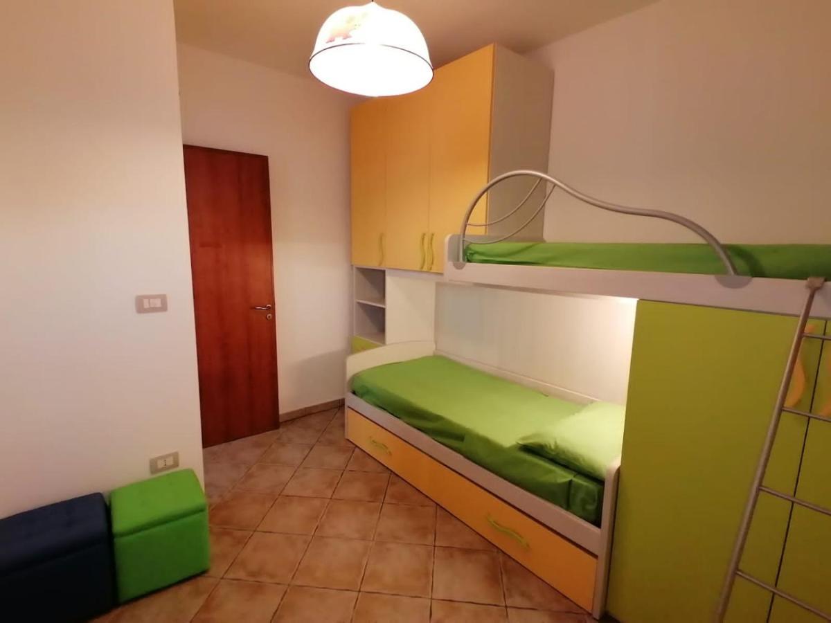 Case Vacanze Vista Mare Torre Pali Exterior photo