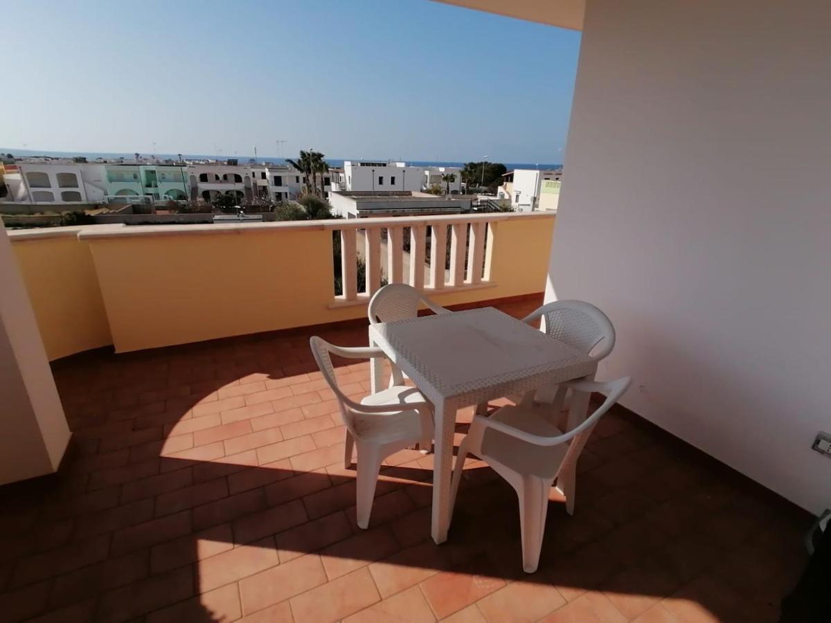 Case Vacanze Vista Mare Torre Pali Exterior photo
