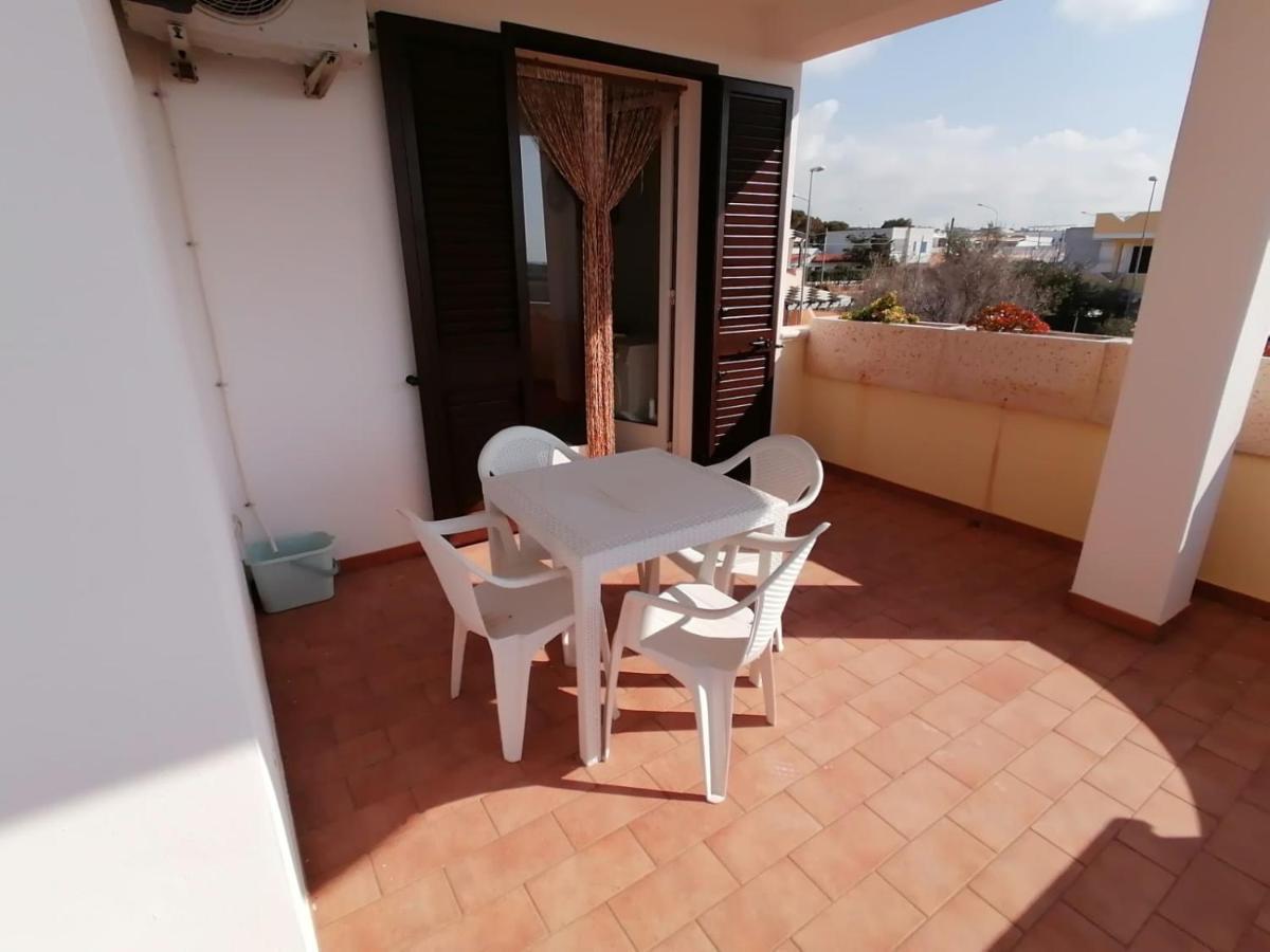 Case Vacanze Vista Mare Torre Pali Exterior photo