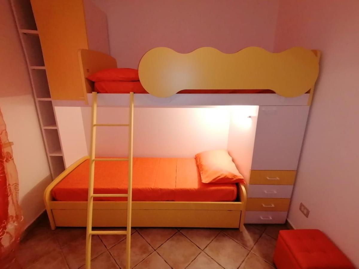 Case Vacanze Vista Mare Torre Pali Exterior photo
